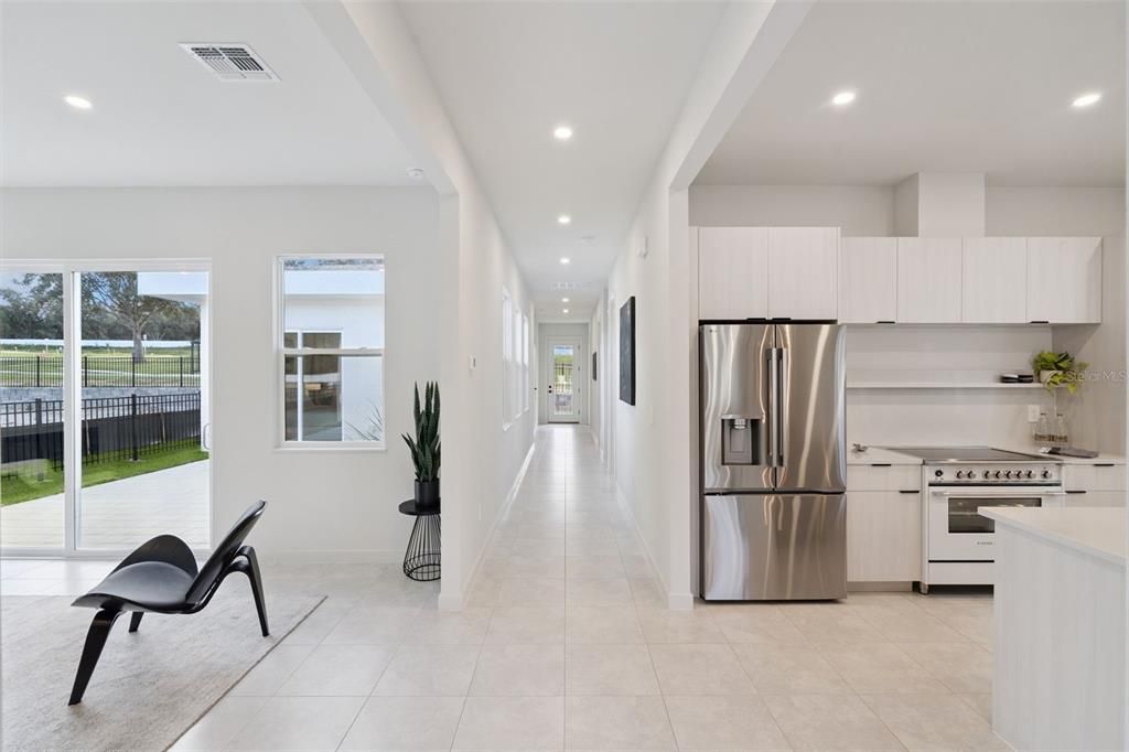 На продажу: $424,900 (4 спален, 2 ванн, 1998 Квадратных фут)