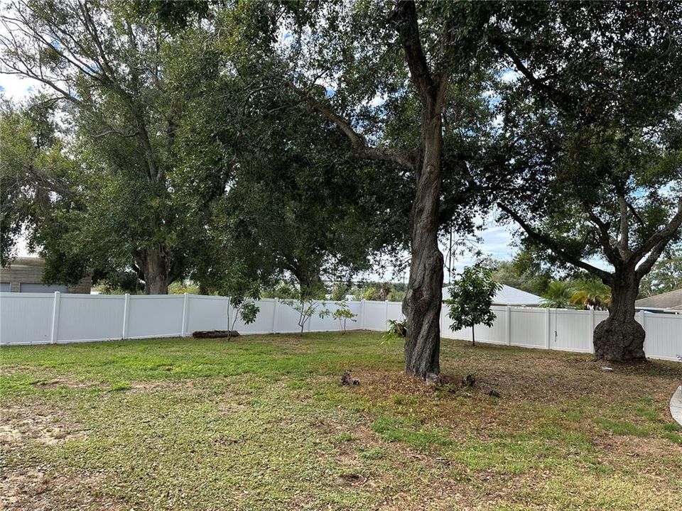 待售: $289,000 (4 贝兹, 3 浴室, 2108 平方英尺)