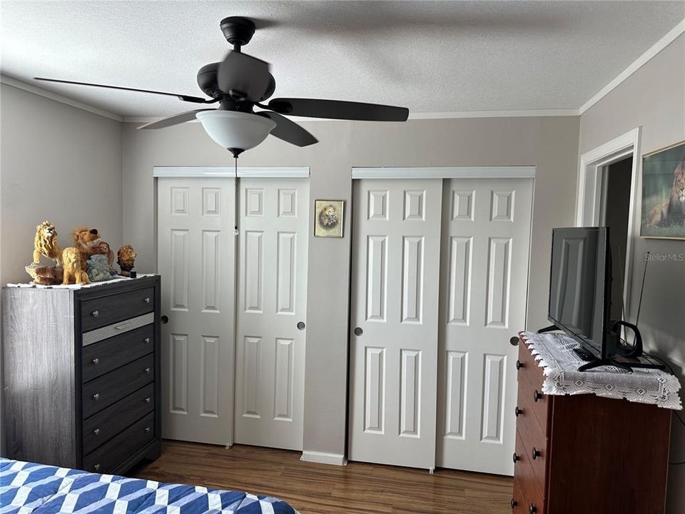 待售: $289,000 (4 贝兹, 3 浴室, 2108 平方英尺)