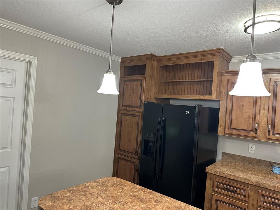 待售: $289,000 (4 贝兹, 3 浴室, 2108 平方英尺)