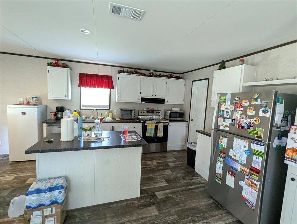 En Venta: $349,990 (3 camas, 2 baños, 1404 Pies cuadrados)