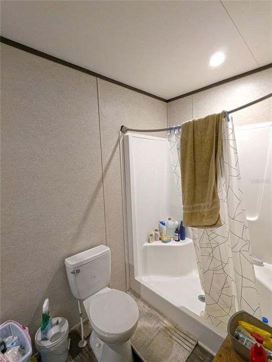 En Venta: $349,990 (3 camas, 2 baños, 1404 Pies cuadrados)