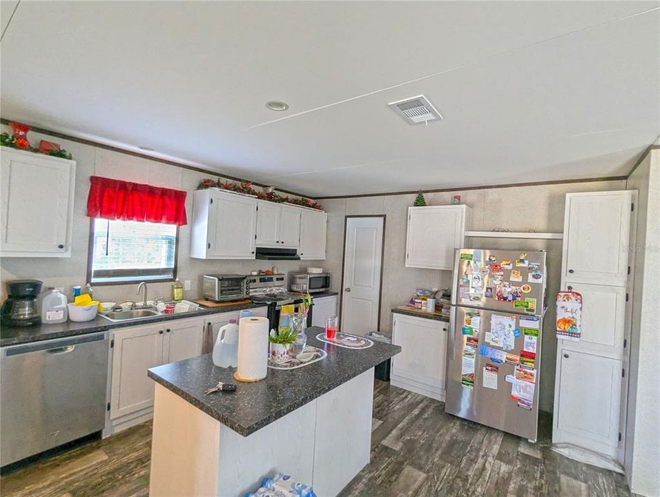 En Venta: $349,990 (3 camas, 2 baños, 1404 Pies cuadrados)