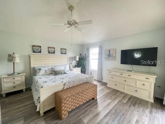 出租: $2,300 (2 贝兹, 2 浴室, 1182 平方英尺)