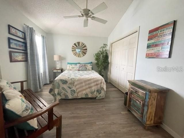 出租: $2,300 (2 贝兹, 2 浴室, 1182 平方英尺)