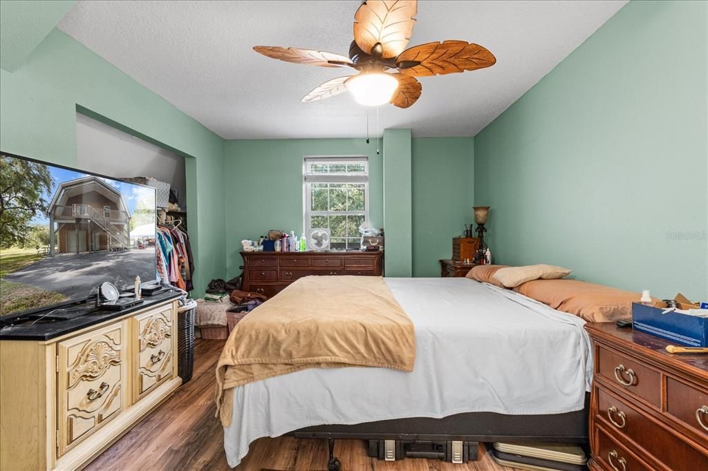 For Sale: $479,000 (2 beds, 2 baths, 1860 Square Feet)