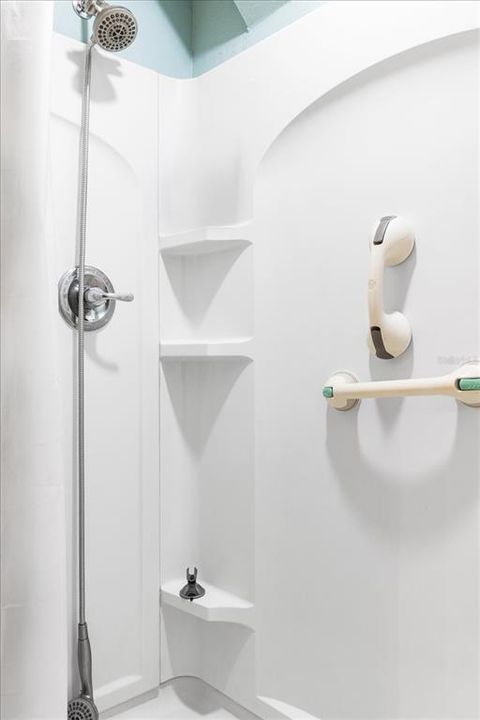 For Sale: $479,000 (2 beds, 2 baths, 1860 Square Feet)