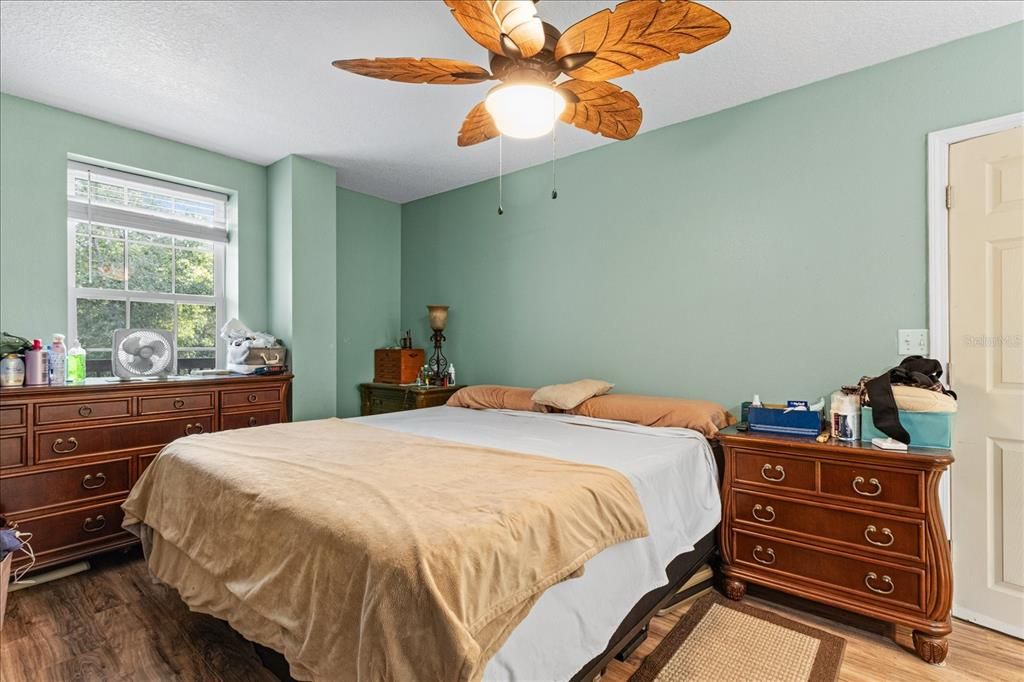 For Sale: $479,000 (2 beds, 2 baths, 1860 Square Feet)