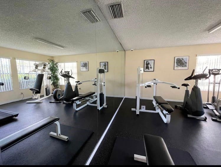 待售: $224,990 (3 贝兹, 2 浴室, 1326 平方英尺)