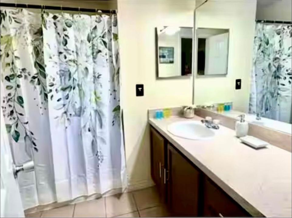 待售: $224,990 (3 贝兹, 2 浴室, 1326 平方英尺)