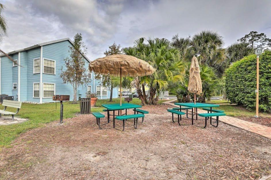 待售: $224,990 (3 贝兹, 2 浴室, 1326 平方英尺)