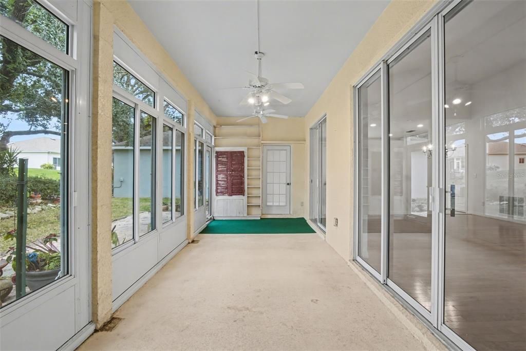 For Sale: $285,000 (2 beds, 2 baths, 1653 Square Feet)