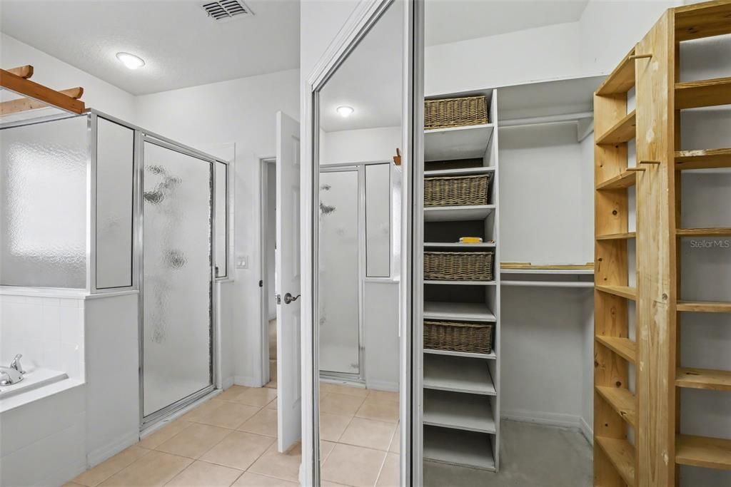 For Sale: $285,000 (2 beds, 2 baths, 1653 Square Feet)