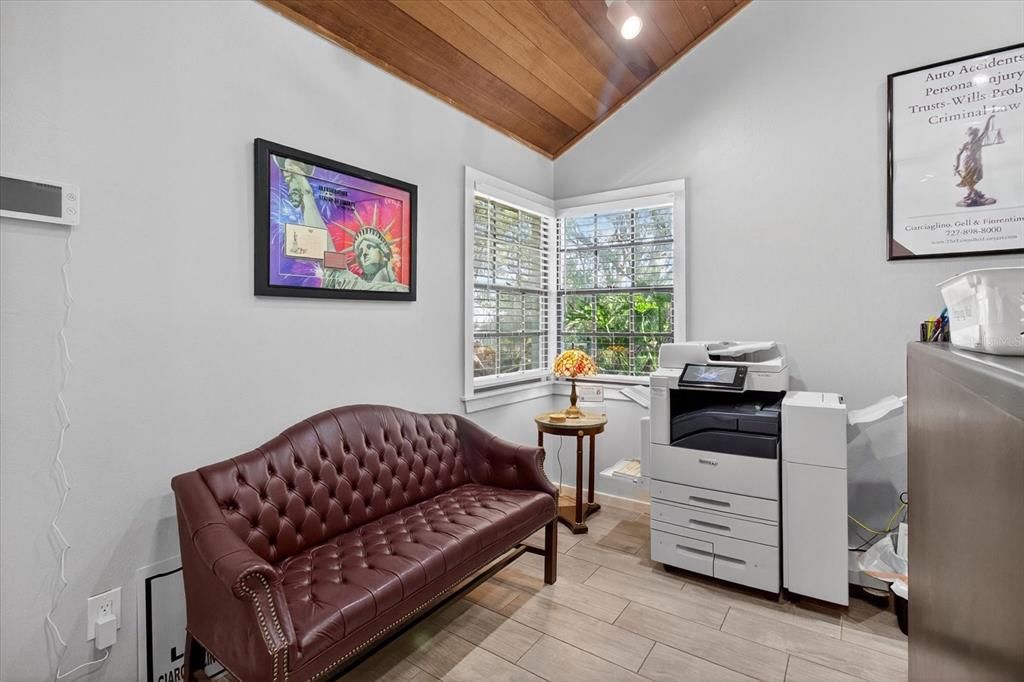 待售: $310,000 (0 贝兹, 0 浴室, 1525 平方英尺)