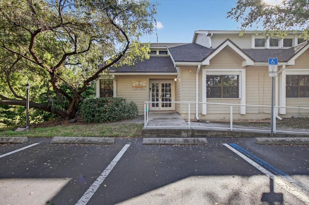 待售: $310,000 (0 贝兹, 0 浴室, 1525 平方英尺)