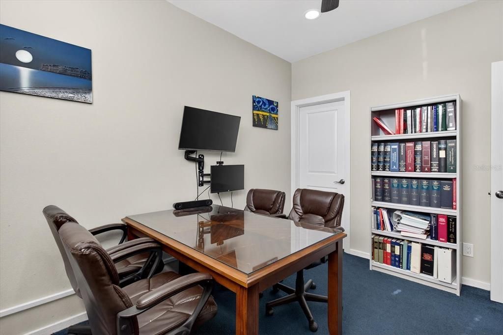 待售: $310,000 (0 贝兹, 0 浴室, 1525 平方英尺)