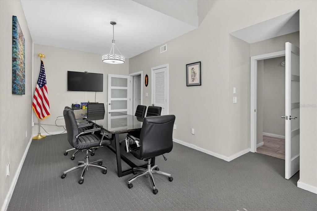 待售: $310,000 (0 贝兹, 0 浴室, 1525 平方英尺)