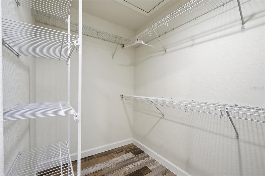 待售: $439,900 (5 贝兹, 3 浴室, 2258 平方英尺)