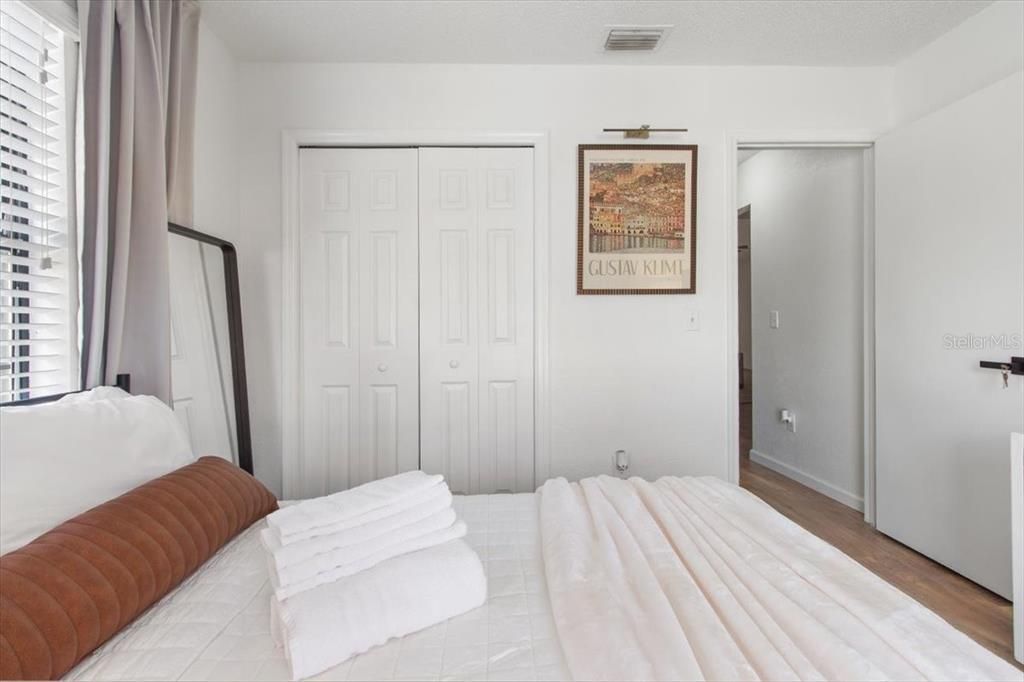 En Renta: $2,500 (2 camas, 2 baños, 990 Pies cuadrados)