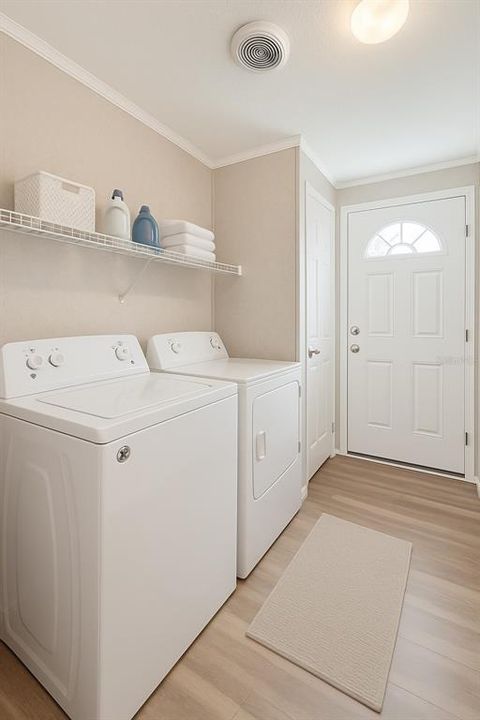 For Sale: $199,500 (3 beds, 2 baths, 1344 Square Feet)