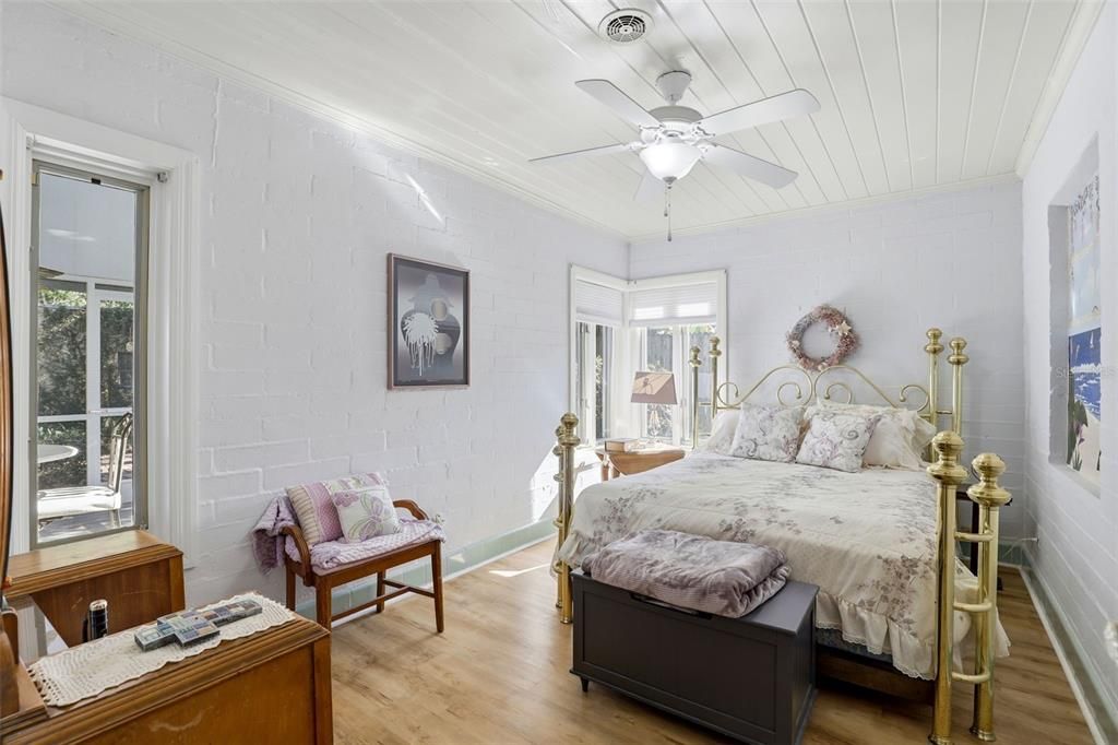 На продажу: $625,000 (2 спален, 2 ванн, 1681 Квадратных фут)