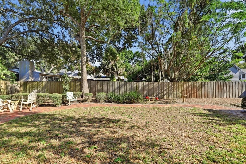 На продажу: $625,000 (2 спален, 2 ванн, 1681 Квадратных фут)