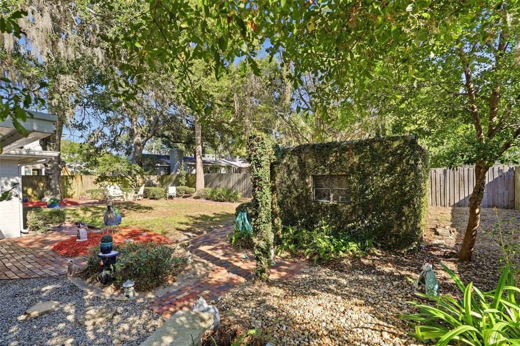 На продажу: $625,000 (2 спален, 2 ванн, 1681 Квадратных фут)