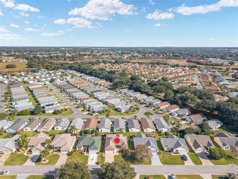 На продажу: $345,900 (3 спален, 2 ванн, 1563 Квадратных фут)