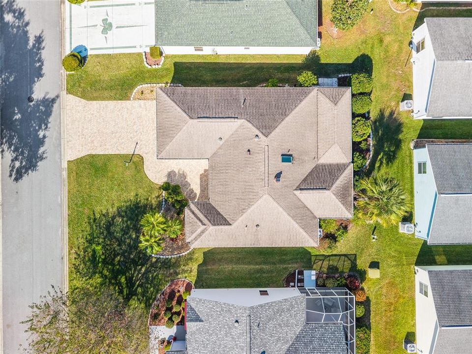 На продажу: $345,900 (3 спален, 2 ванн, 1563 Квадратных фут)