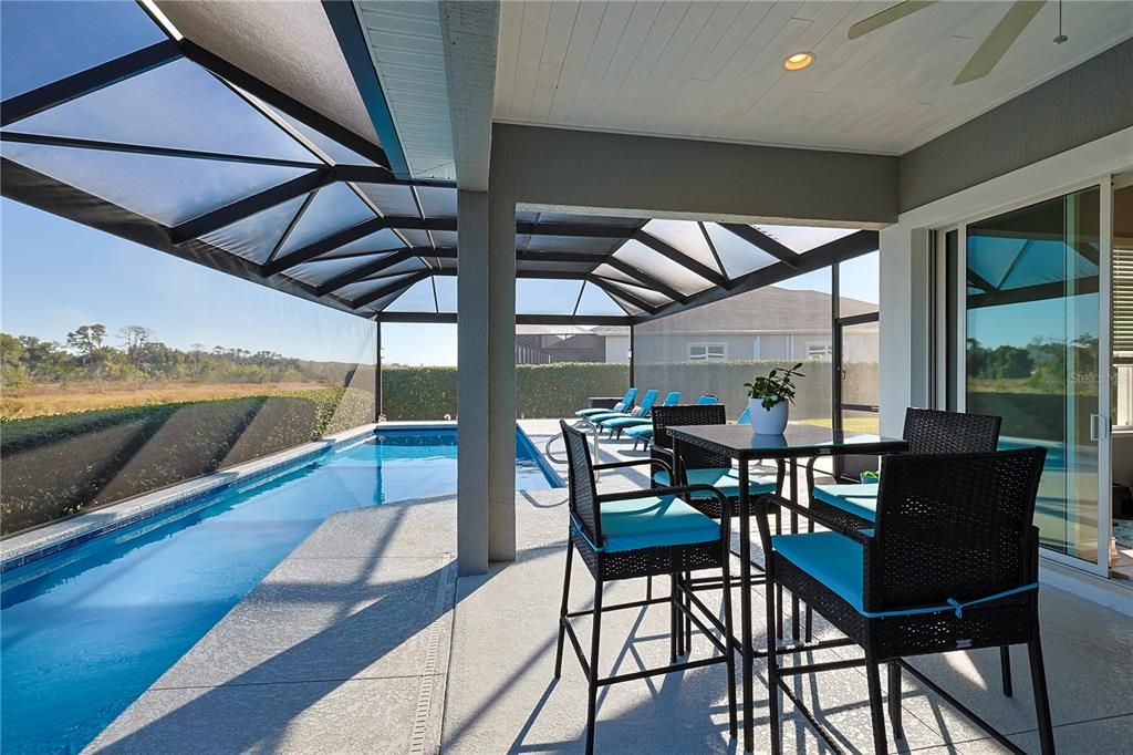 En Venta: $1,625,000 (4 camas, 3 baños, 2708 Pies cuadrados)