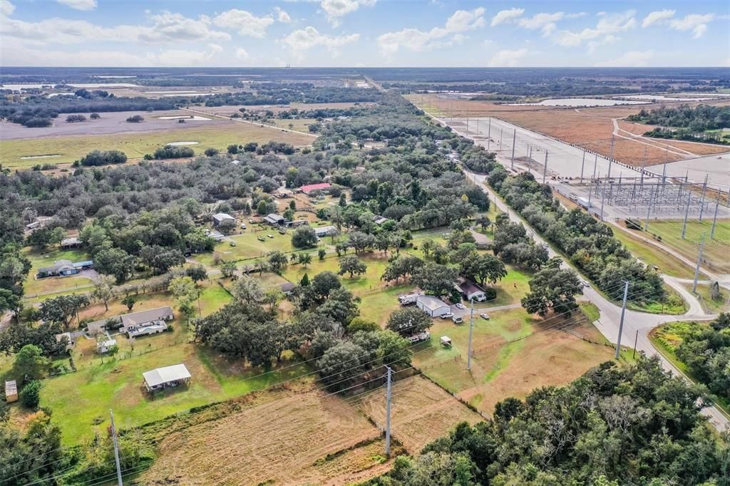 待售: $399,000 (3 贝兹, 1 浴室, 1088 平方英尺)