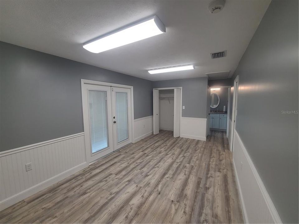 For Rent: $2,250 (2 beds, 2 baths, 1054 Square Feet)