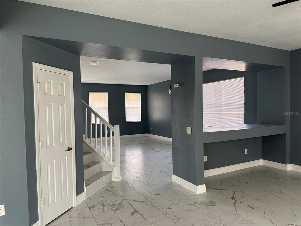 For Rent: $3,100 (4 beds, 2 baths, 2563 Square Feet)