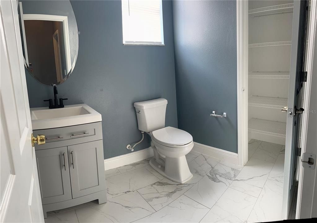 For Rent: $3,100 (4 beds, 2 baths, 2563 Square Feet)