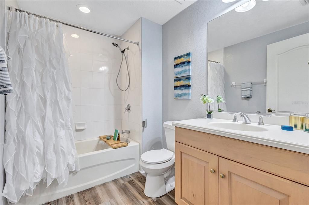 En Venta: $375,000 (2 camas, 2 baños, 1618 Pies cuadrados)