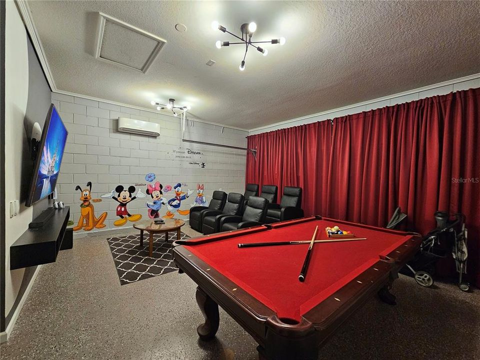 待售: $695,000 (6 贝兹, 3 浴室, 2469 平方英尺)