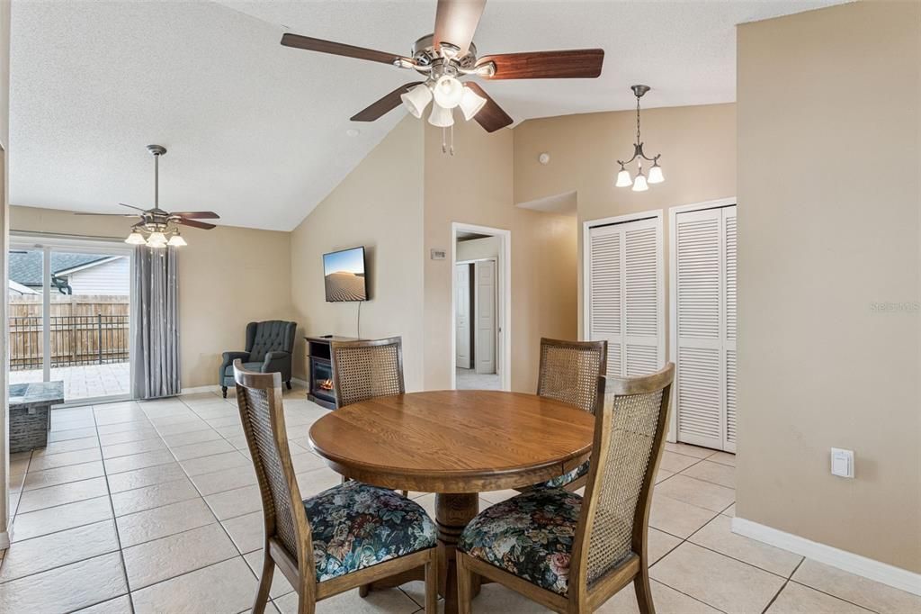 For Sale: $449,000 (4 beds, 2 baths, 1628 Square Feet)