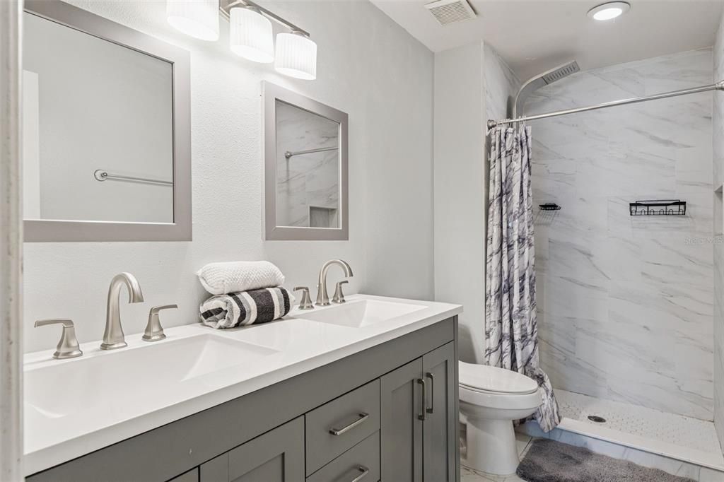 For Sale: $449,000 (4 beds, 2 baths, 1628 Square Feet)