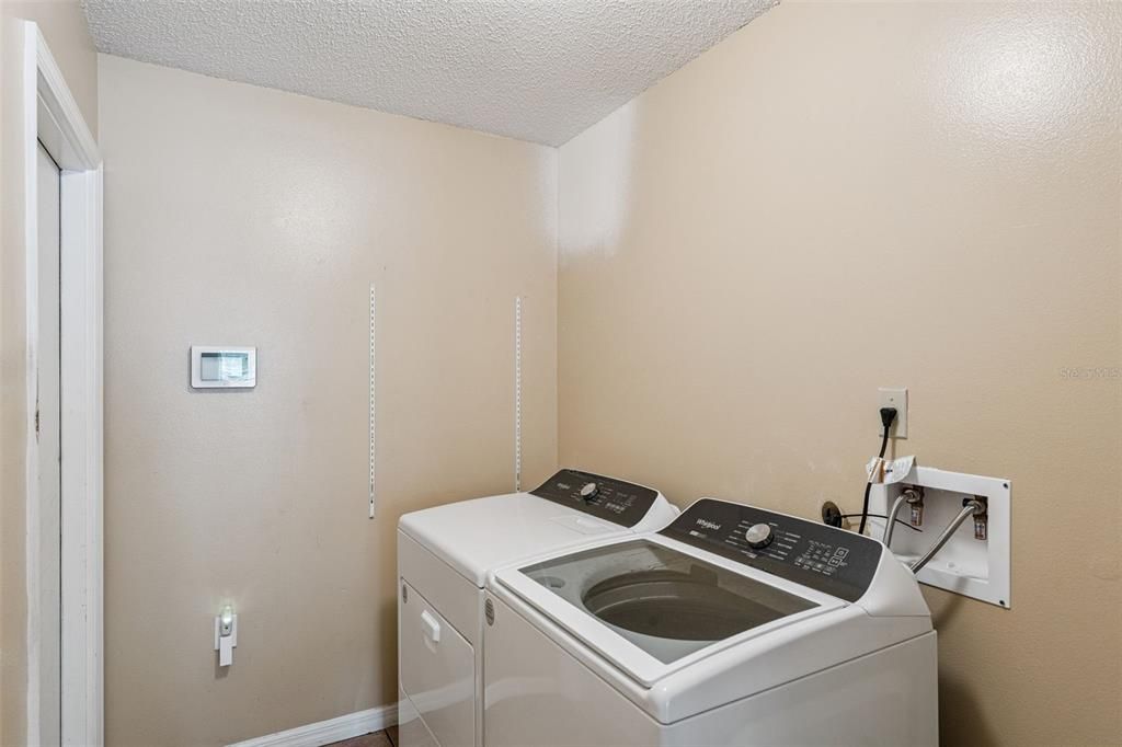 For Sale: $449,000 (4 beds, 2 baths, 1628 Square Feet)