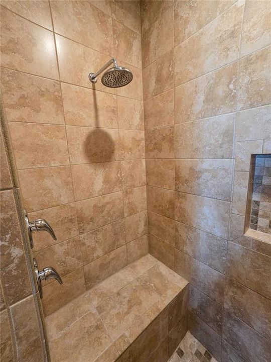 На продажу: $338,000 (2 спален, 2 ванн, 1361 Квадратных фут)