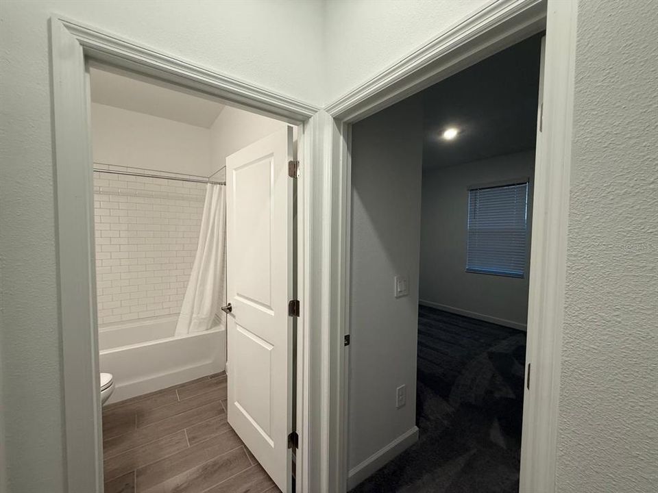 For Rent: $2,900 (3 beds, 3 baths, 2366 Square Feet)