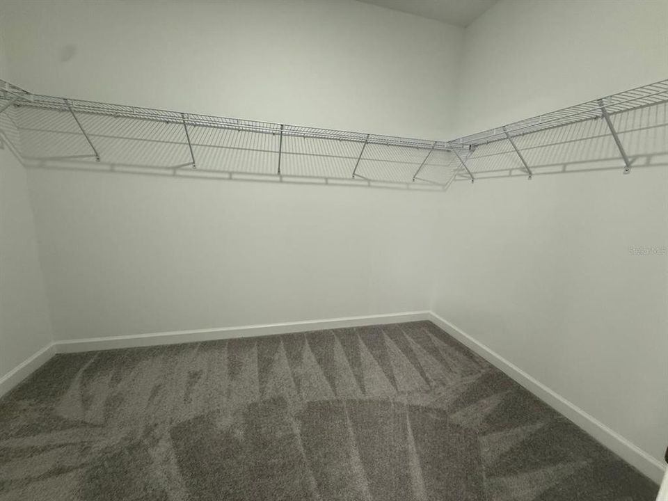 For Rent: $2,900 (3 beds, 3 baths, 2366 Square Feet)