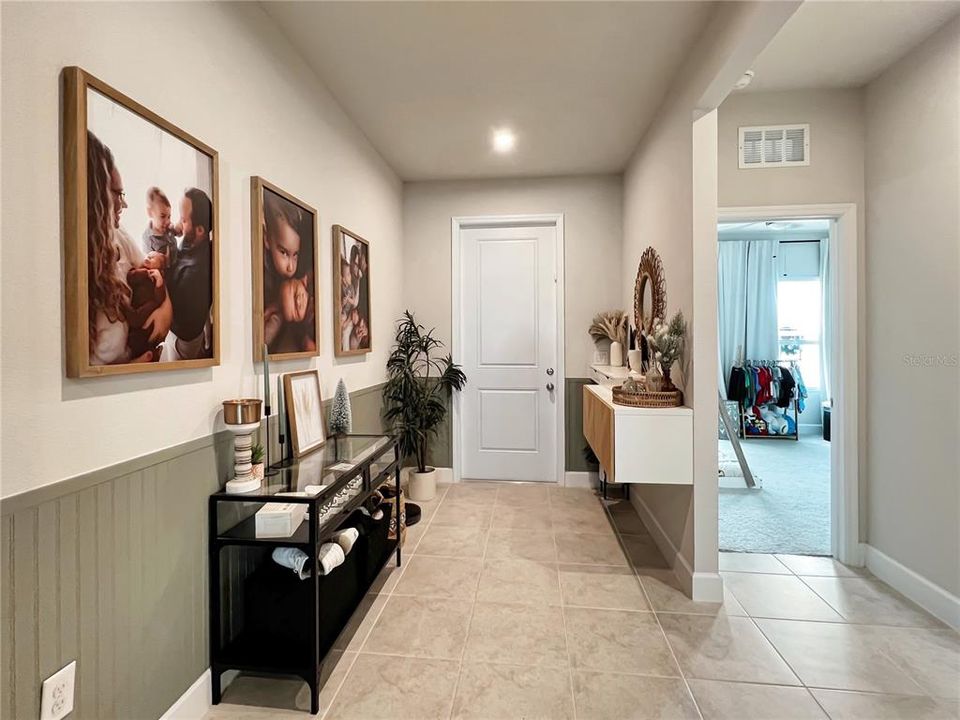 For Sale: $459,900 (3 beds, 2 baths, 2386 Square Feet)