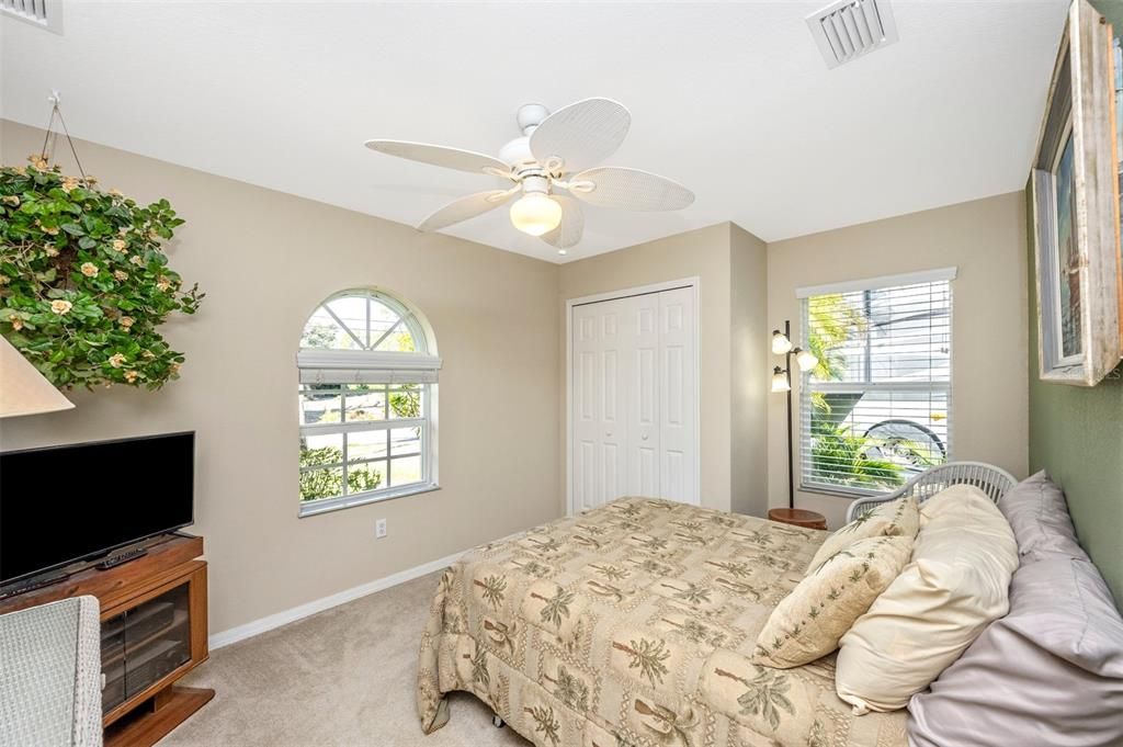 待售: $515,000 (3 贝兹, 2 浴室, 1603 平方英尺)