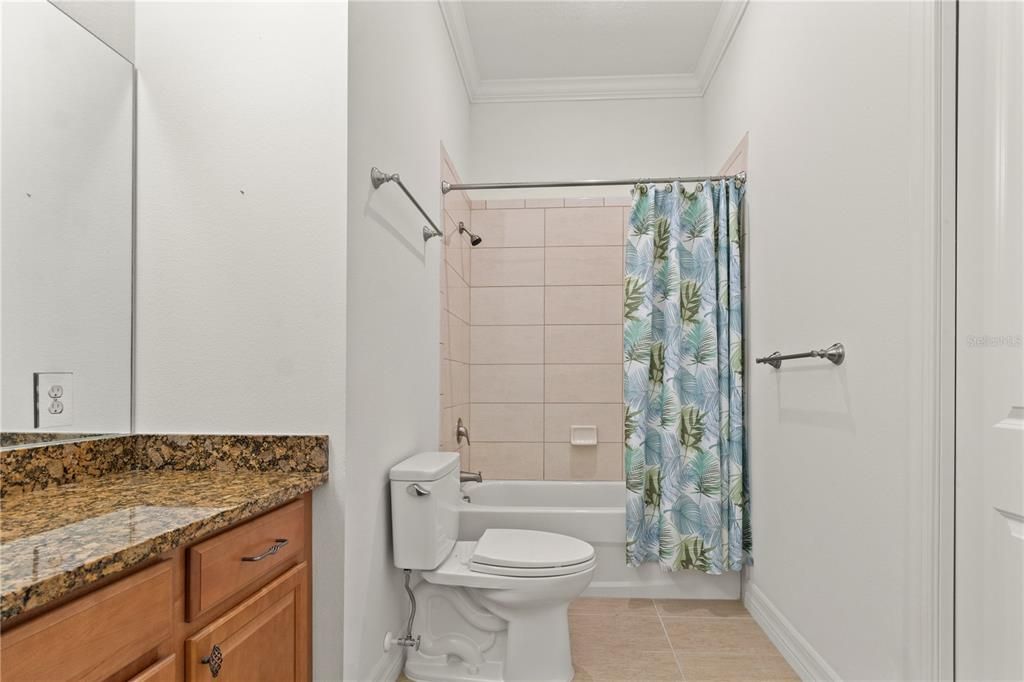 待售: $218,000 (3 贝兹, 2 浴室, 1640 平方英尺)