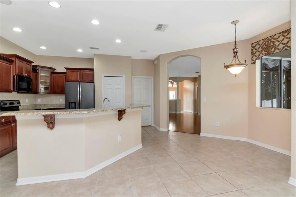 待售: $629,900 (5 贝兹, 4 浴室, 3043 平方英尺)