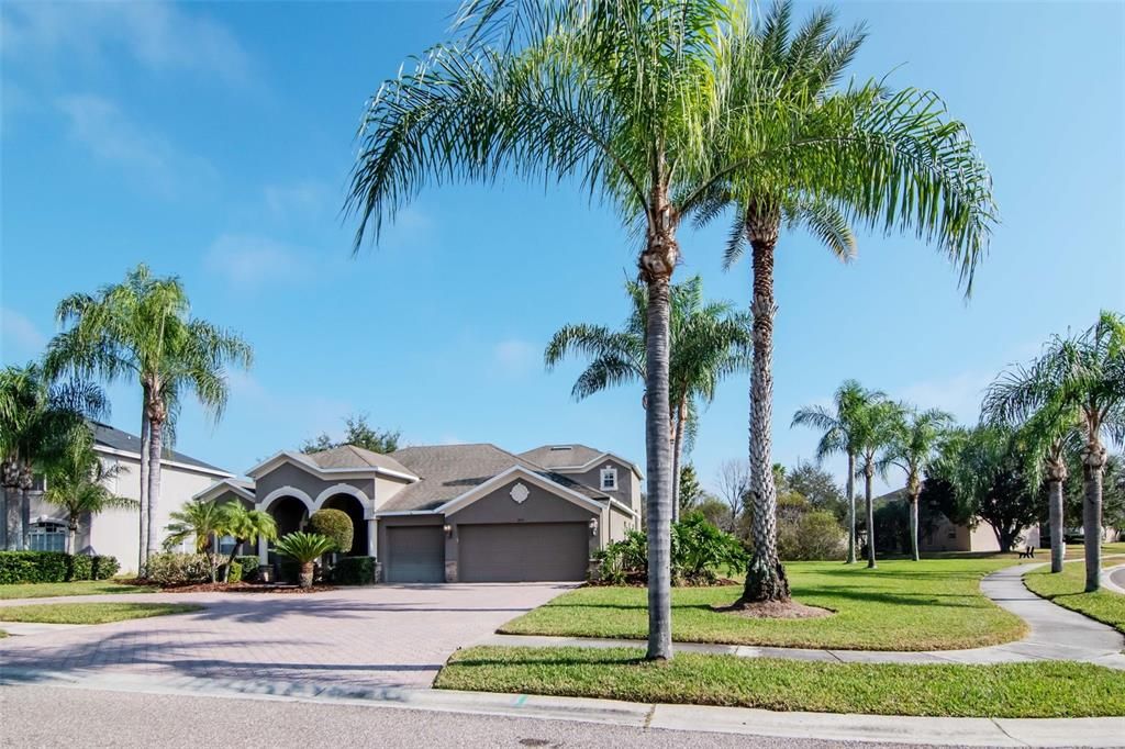 待售: $629,900 (5 贝兹, 4 浴室, 3043 平方英尺)