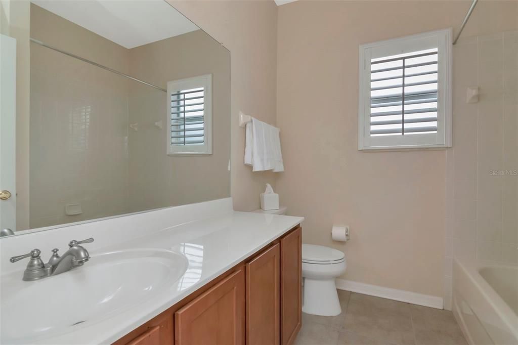 待售: $629,900 (5 贝兹, 4 浴室, 3043 平方英尺)