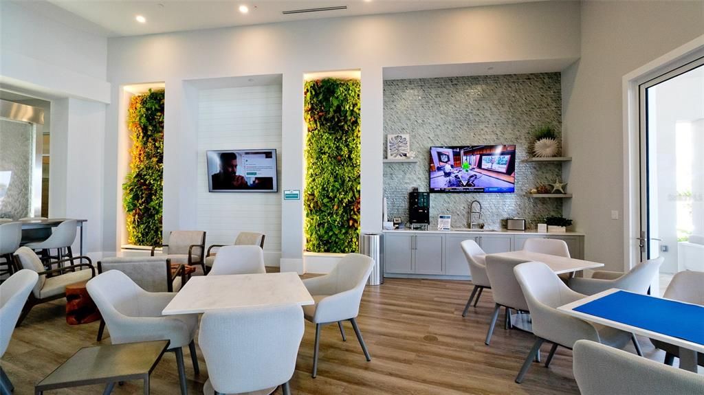 待售: $569,900 (2 贝兹, 2 浴室, 1925 平方英尺)