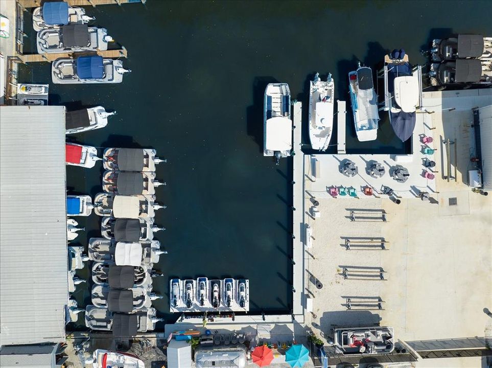 待售: $370,000 (2 贝兹, 2 浴室, 966 平方英尺)